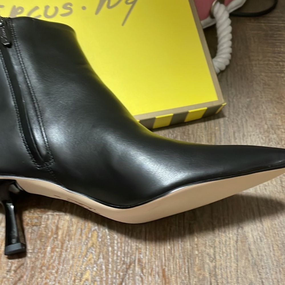 Sam Edelman kitten booty